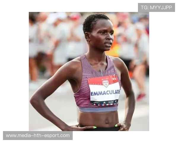 长跑邀请赛：肯尼亚运动员再创佳绩，赛场火爆！，肯尼亚中长跑运动员